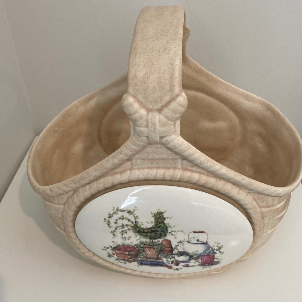 Elegant Cream Ceramic Basket with Handle